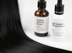 Sekrety gładkich włosów: serum silikonowe lotne i nielotne